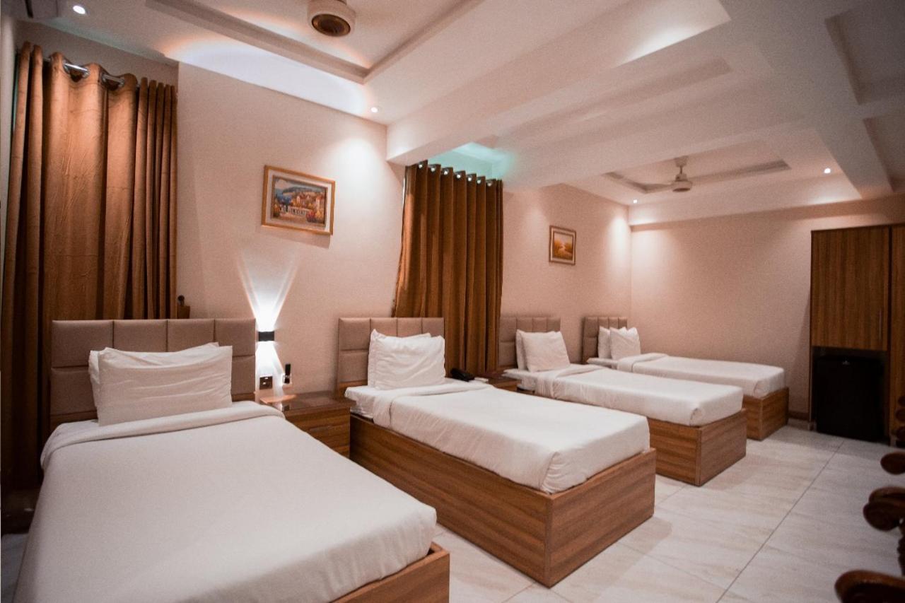 Hotel Pearl Inn Karachi Bagian luar foto
